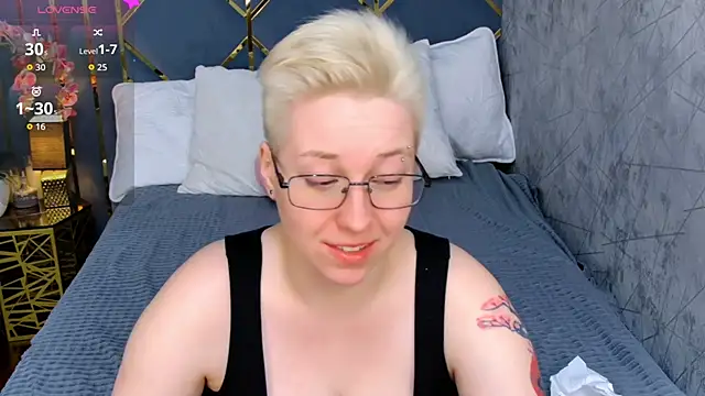 AlexandraGreen online show from 11.02.25