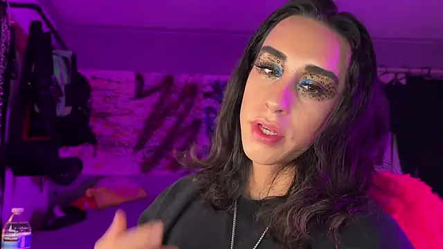 xoFrankie online show from 11.28.25