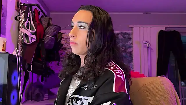 xoFrankie online show from 01.12.26