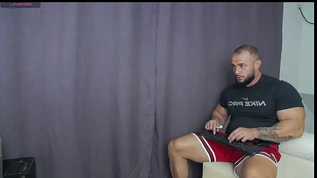 Snapshot of RickyMiami1 chatting on 09.11.25 RickyMiami1 online show from 09.11.25