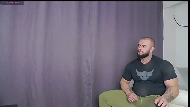 RickyMiami1 online show from 11.18.25