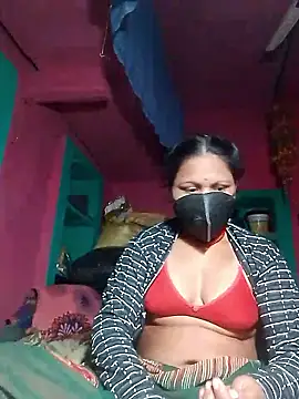 Snapshot of Priyanka_thakurr chatting on 11.09.25 Priyanka thakurr online show from 11.09.25