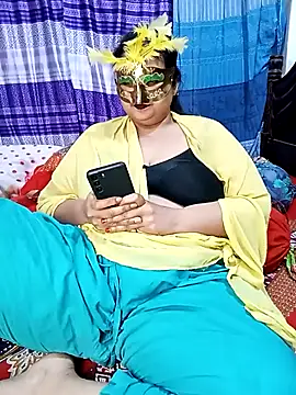 Tanisha-Chy online show from 02.04.26