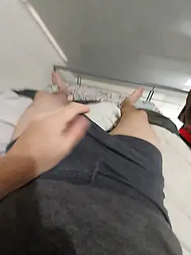 Snapshot of sombradeseada chatting on 09.16.25 sombradeseada online show from 09.16.25