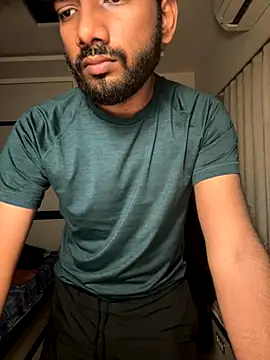 Snapshot of desi_indicoc chatting on 11.23.25 desi indicoc online show from 11.23.25