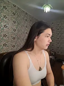 Albi Glow online show from 10.22.25