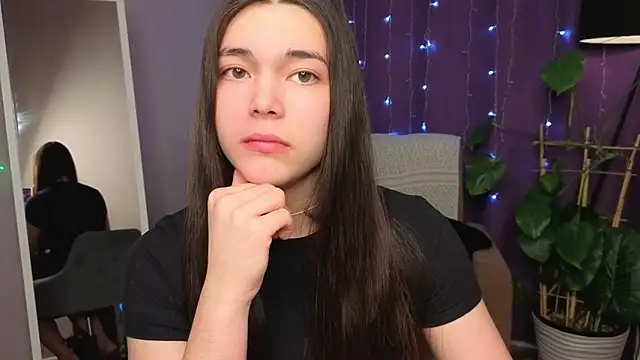 Albi Glow online show from 01.07.26