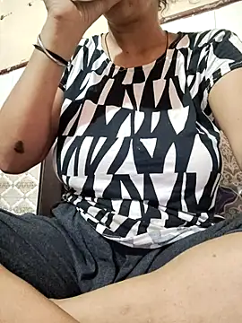 meenu bhabhi547 online show from 09.11.25