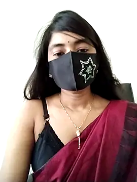 Puja-Rane online show from 10.18.25