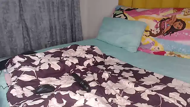 Snapshot of Bella_2025 chatting on 03.02.26 Bella 2025 online show from 03.02.26