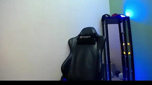 dilan hott  online show from 01.10.26