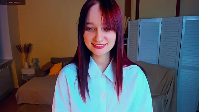 Snapshot of KatyKufel chatting on 03.22.26 KatyKufel online show from 03.22.26