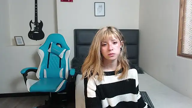 Amnesia  online show from 10.15.25