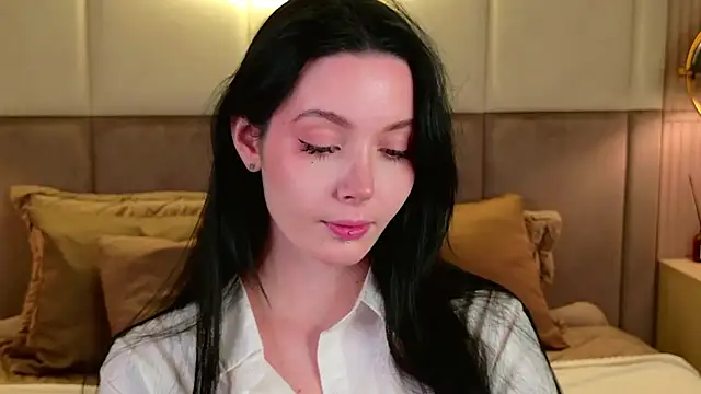 Goldy Stark online show from 10.03.25