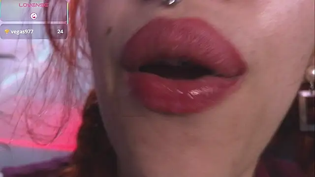 bri von dhara   online show from 11.17.25