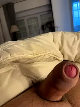 Snapshot of ejaculationmassive chatting on 11.26.25 ejaculationmassive online show from 11.26.25