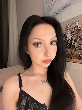 Snapshot of Lina_Thornton_ chatting on 05.28.26 Lina Thornton online show from 05.28.26