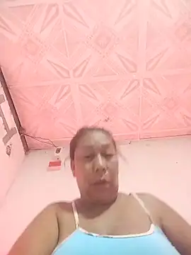 Naomi-Mature online show from 05.16.26