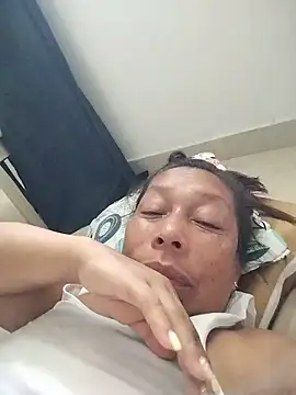 Naomi-Mature online show from 05.23.26