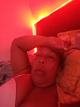 Naomi-Mature online show from 05.28.26