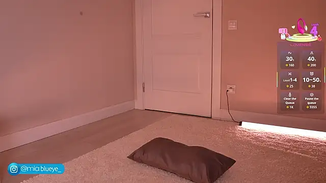 Miablueye online show from 03.04.26