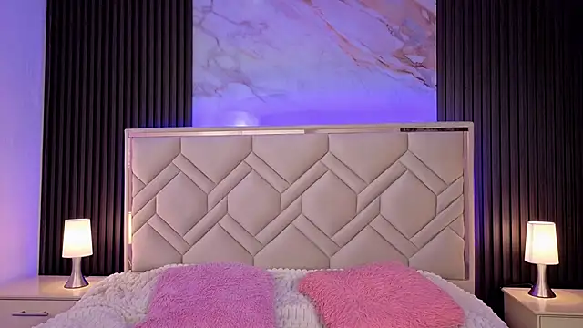 MiaaFarrel online show from 02.21.26