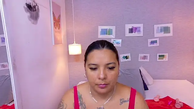 Snapshot of fat_naughtyass chatting on 04.29.26 fat naughtyass online show from 04.29.26