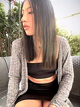 KloePink  online show from 09.17.25