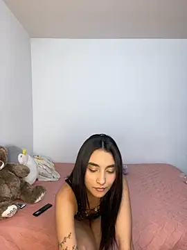 Zafira Montiel online show from 11.15.25