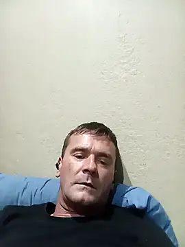 Snapshot of Rudie1 chatting on 12.03.25 Rudie1 online show from 12.03.25