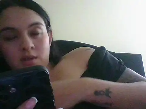 marianm29 online show from 10.27.25