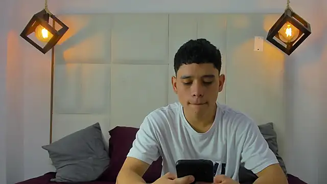 aron twink66 online show from 09.12.25