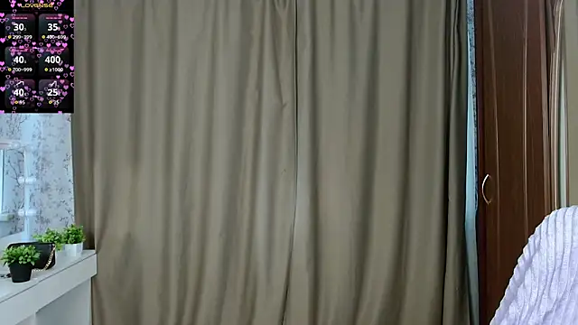 juicegirl3408 online show from 09.10.25