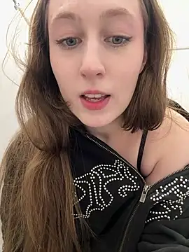 FroggyAnna online show from 07.07.26