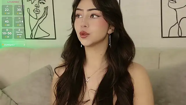 Snapshot of VioletBlacke_ chatting on 05.19.26 VioletBlacke online show from 05.19.26