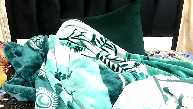 Hotsexyberry21 online show from 11.03.25