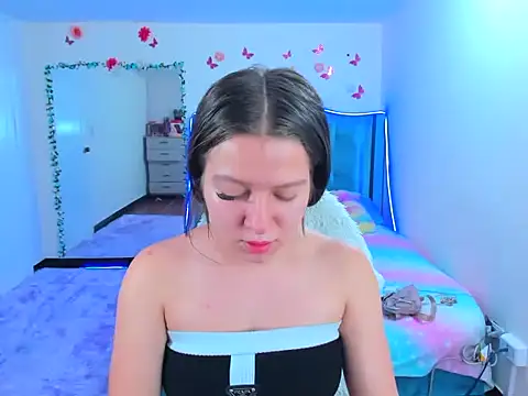 Luna Analya online show from 09.24.25