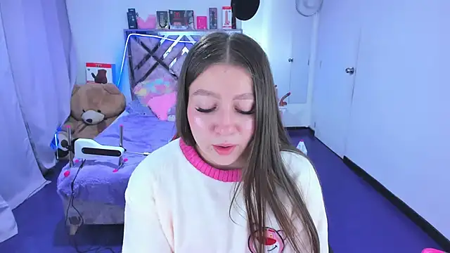 Luna Analya online show from 03.04.26