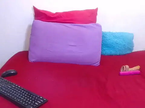 Snapshot of Blackntoxicabe6999 chatting on 09.24.25 Blackntoxicabe6999 online show from 09.24.25