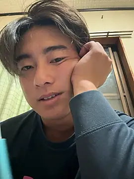 shoma2003 online show from 10.31.25