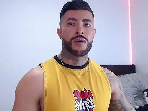 andrea de lucaa online show from 09.30.25