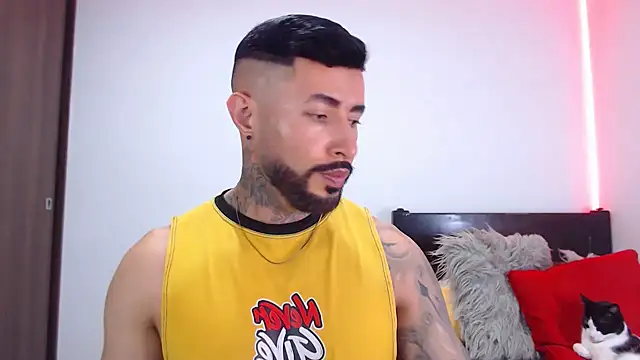 andrea de lucaa online show from 02.05.26