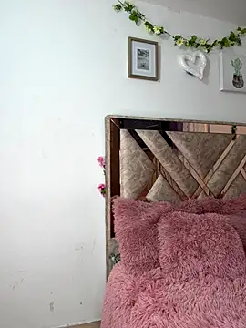 Snapshot of sofi_sweet_7 chatting on 09.09.25 sofi sweet 7 online show from 09.09.25