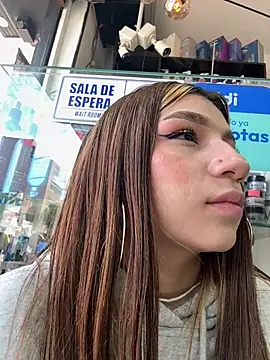 Snapshot of Isabella18_pink chatting on 07.28.26 Isabella18 pink online show from 07.28.26
