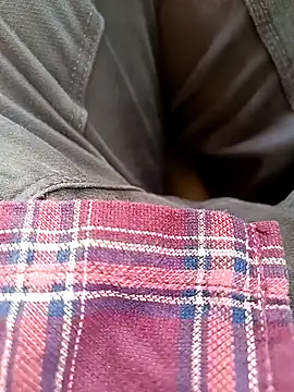 Snapshot of maddy3108 chatting on 11.21.25 maddy3108 online show from 11.21.25