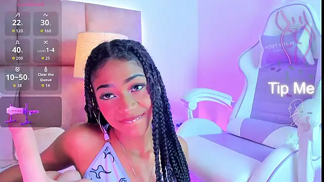 Snapshot of KatheMiler chatting on 09.20.25 KatheMiler online show from 09.20.25