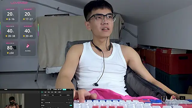Snapshot of XTTX49 chatting on 07.26.26 XTTX49 online show from 07.26.26
