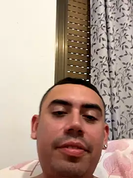 Snapshot of davidxxx099 chatting on 09.11.25 davidxxx099 online show from 09.11.25