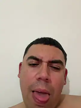 Snapshot of davidxxx099 chatting on 06.28.26 davidxxx099 online show from 06.28.26