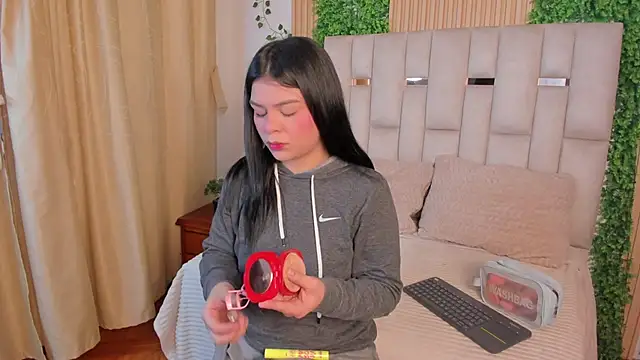 Jade Nmm online show from 04.14.26